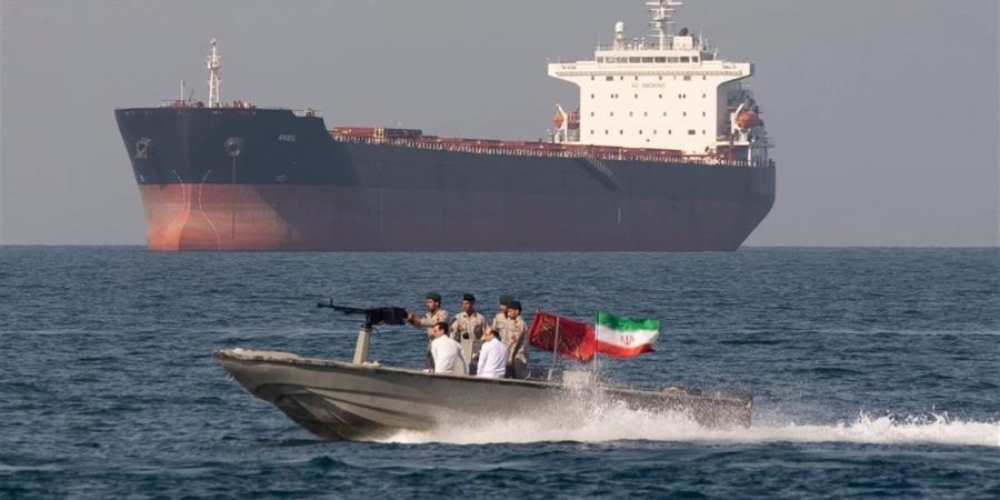 "CNBC": حصار مضيق هرمز سيقود لأسوأ أزمة طاقة في العالم