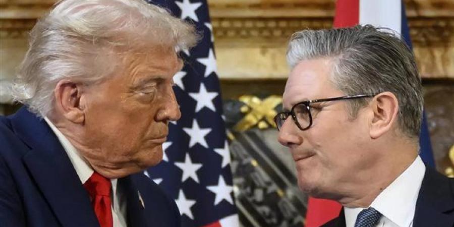 ستارمر: تصريحات ترامب بشأن تدمير الحضارة الإيرانية خاطئة