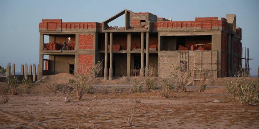 حلايب تنتفض تنمويًا.. مشروعات حيوية تعيد الحياة لمحجر بيطري ومحكمة ومحطة كهرباء