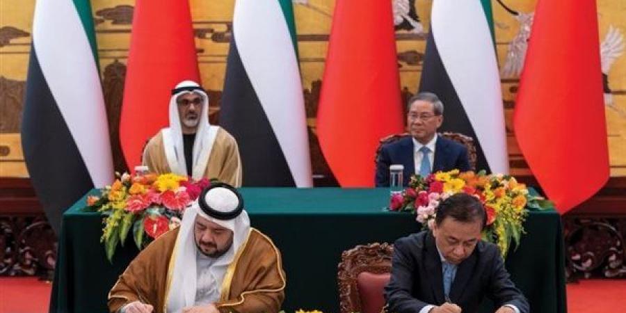 الإمارات والصين توقعان مذكرات تفاهم لتعزيز الشراكة في مختلف القطاعات