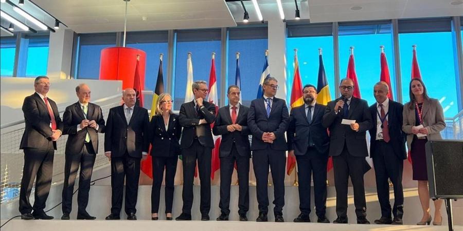 انقسام داخل الناتو: رفض أوروبي لحصار ترامب لمضيق هرمز