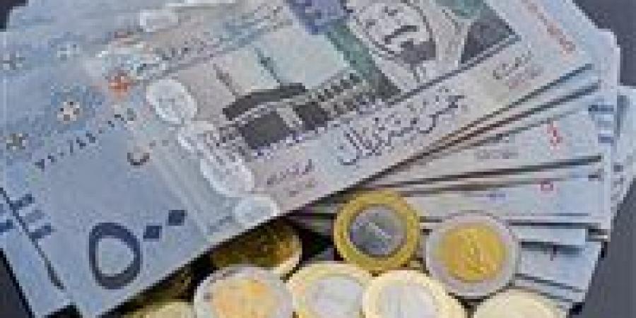 سعر الريال السعودي اليوم الإثنين في البنوك والسوق المصري