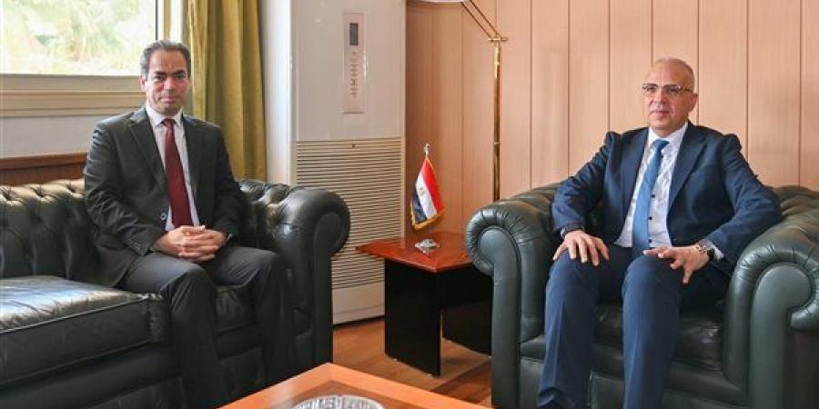 وزير الري يلتقي رئيس الهيئة الوطنية للإعلام لبحث التعاون بمجال زيادة الوعي بقضايا المياه