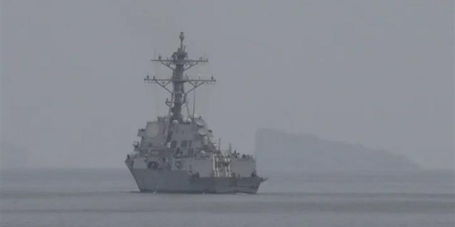 تليجراف: تصاعد التوتر البحري بين واشنطن وبكين مع بدء تنفيذ الحصار الأمريكي على إيران