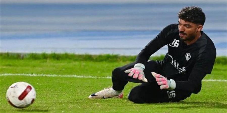 الزمالك يدرس طلب حكام أجانب للقاء بيراميدز .. وينفى تجميد محمد صبحى