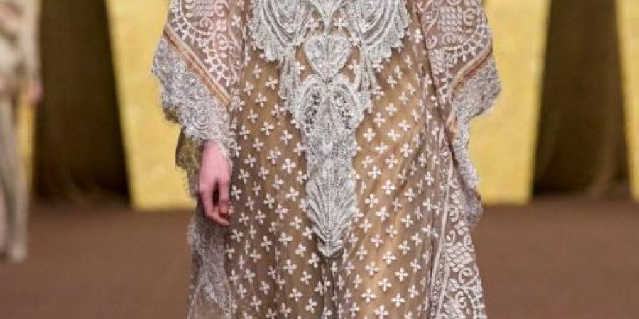 عبايات عصرية للمراة المتجددة مواكبة لأحدث صيحات ربيع وصيف 2026