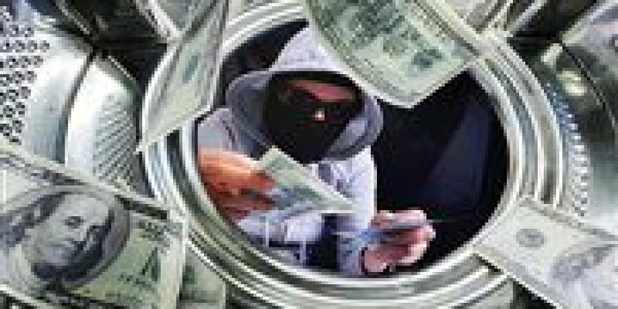 11 مليون جنيه في السوق السوداء.. الداخلية تضرب بؤر الاتجار في العملات الأجنبية