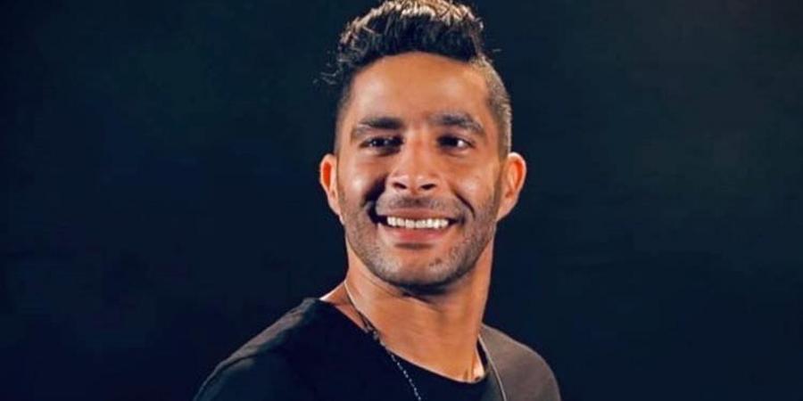 مصطفى منصور يروج لمسلسل “للعدالة وجه آخر” بصورة مع ياسر جلال