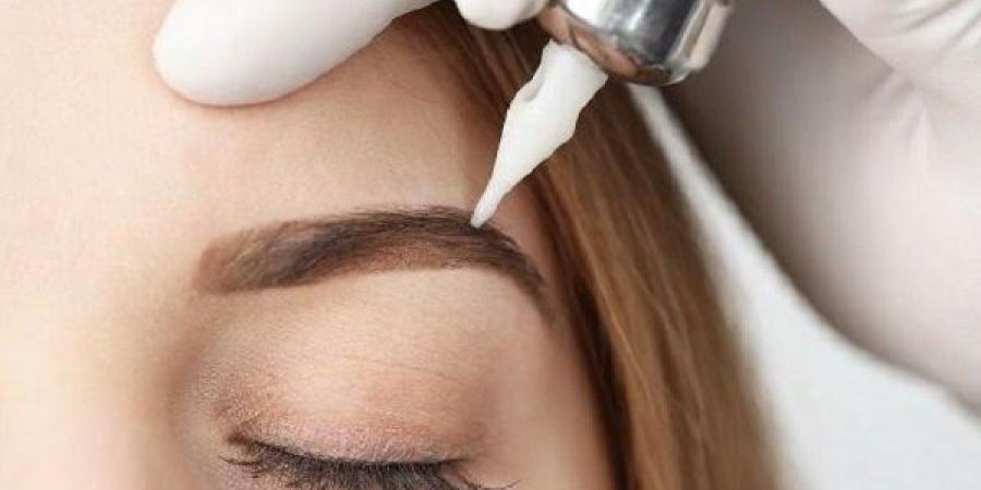 صيحة تجميلية رائجة تتسبب في إصابة امرأة بمرض نادر (تفاصيل)