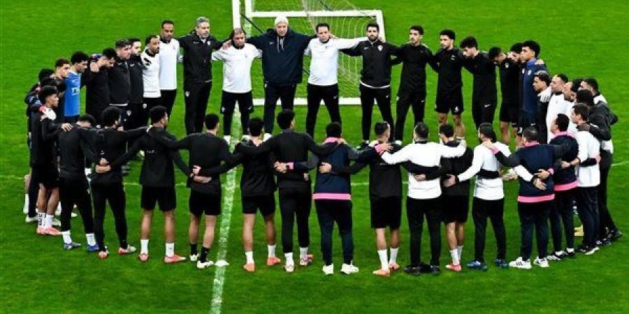 مران الزمالك..جلسه مع اللاعبين وفقرة بدنيه