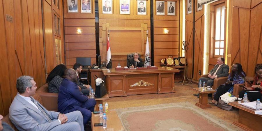 نقيب المحامين يبحث مع وفد اتحاد المحامين الأفارقة ترتيبات المؤتمر السنوي بالقاهرة