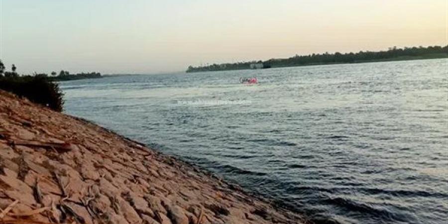 إنذار المتعدين على أرضي طرح النهر في قنا بالإخلاء