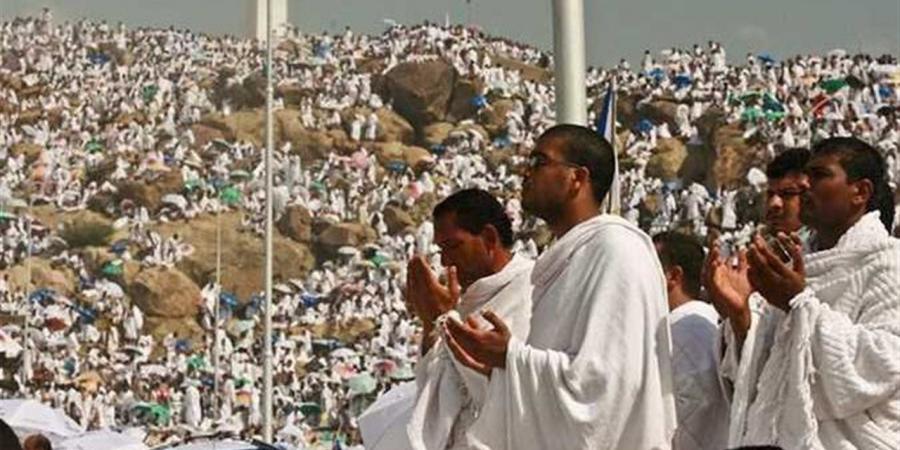 قبل الإقلاع بأسابيع.. شركات السياحة تُكمل استعداداتها لموسم الحج 2026