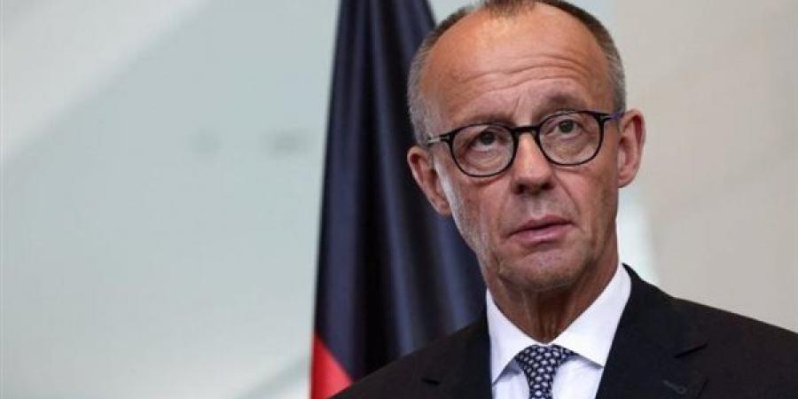 ميرتس: تقليص الرحلات الجوية ليس خيارًا لألمانيا وندعو إلى تقنيات مستدامة