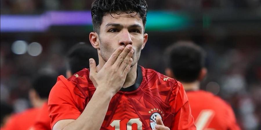 حسام حسن يدعو إسلام عيسى للسفر مع منتخب مصر إلى كأس العالم