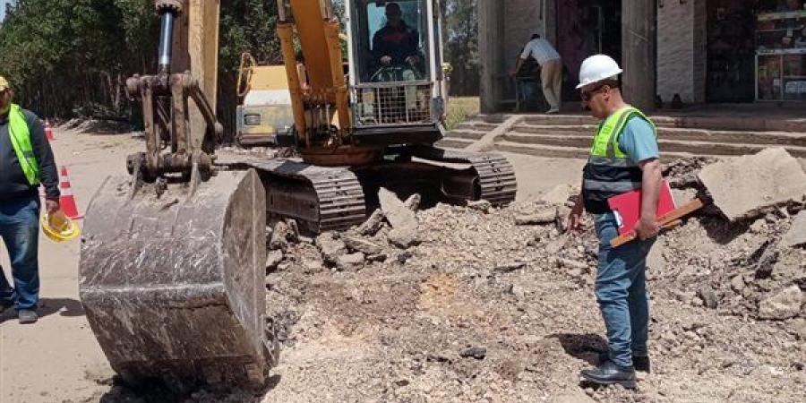 بدء أعمال رفع كفاءة ورصف طريق "العزيزية – ميت هاشم" بمركز سمنود