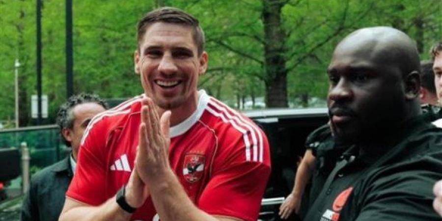 أوسيك يرد على الانتقادات: سأفعل ما أريده في مواجهة ريكو فيرهوفن بمصر