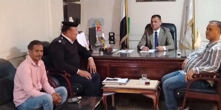 تسليم أرض "وحدة مرور أرمنت الجديدة" بالأقصر لوزارة الداخلية لبدء الإنشاءات