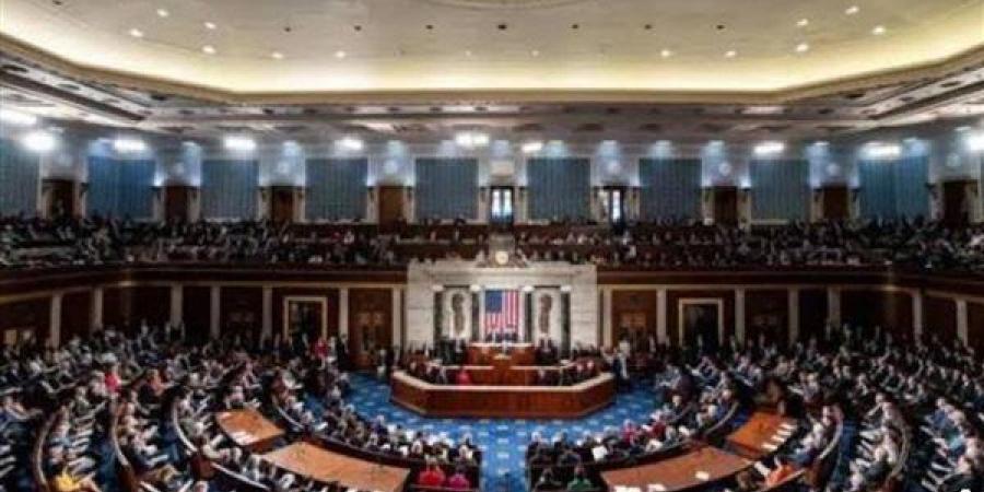 رويترز: الشيوخ الأمريكي يصوت لعرقلة الجهود الرامية بشأن إنهاء حرب إيران