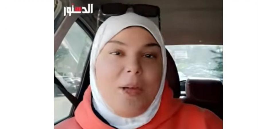 سائقة نقل ذكي تتعرض لمحاولة نصب من عميل.. “حرامي وبجح” (فيديو)