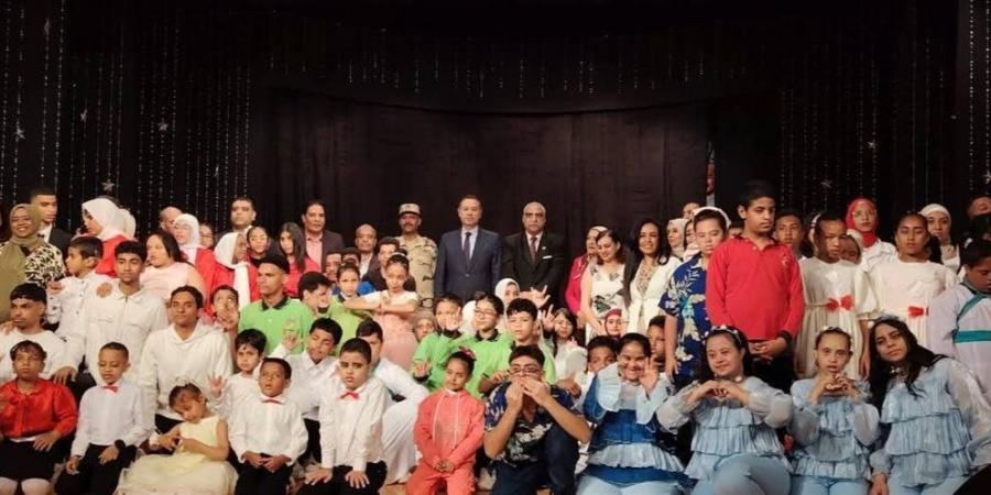 ملحمة فنية لذوي الهمم بالبحر الأحمر