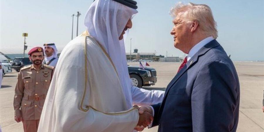 اتصال هاتفي بين أمير قطر وترامب لبحث التصعيد الإقليمي وأمن الملاحة الدولية