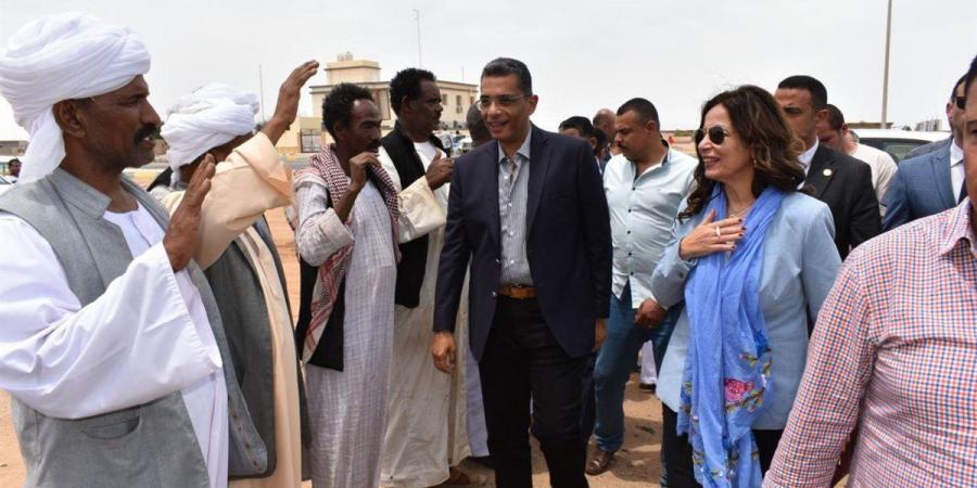 وزيرة الثقافة تلتقي ممثلي قبائل شلاتين وتعلن اختيار الفرق المتميزة