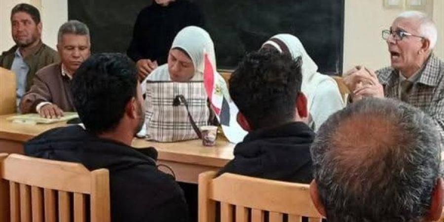 الإسماعيلية تطلق موسم القطن بندوة إرشادية للمزارعين