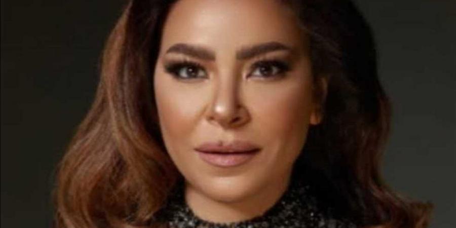 «طلاقي لم يكن بسبب الخيانة».. تفاصيل جريئة ومؤثرة في حياة ألفت عمر