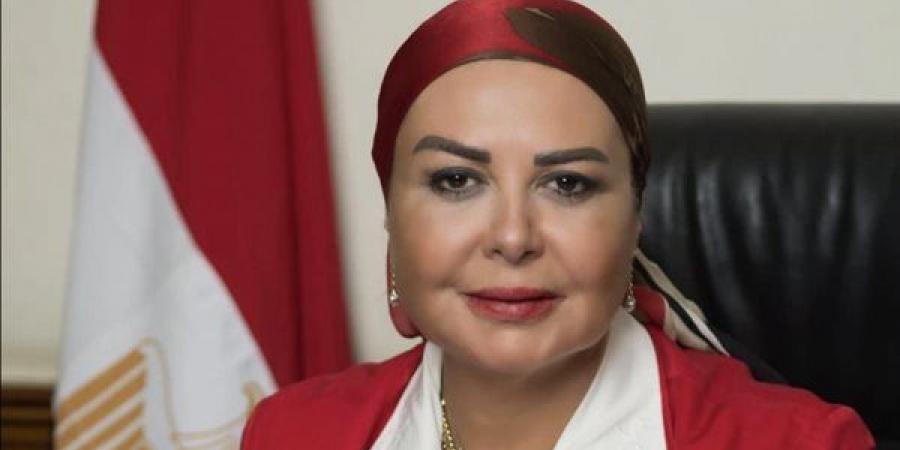 أمل  سلامة: خفض سن الحضانة زلزال نفسي