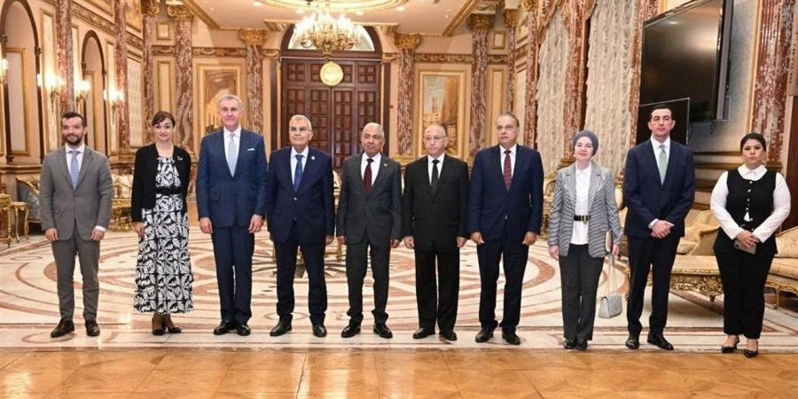 رئيس الشيوخ يؤكد موقف مصر الداعي للسلام الدائم بشأن الحرب بين أمريكا وإيران