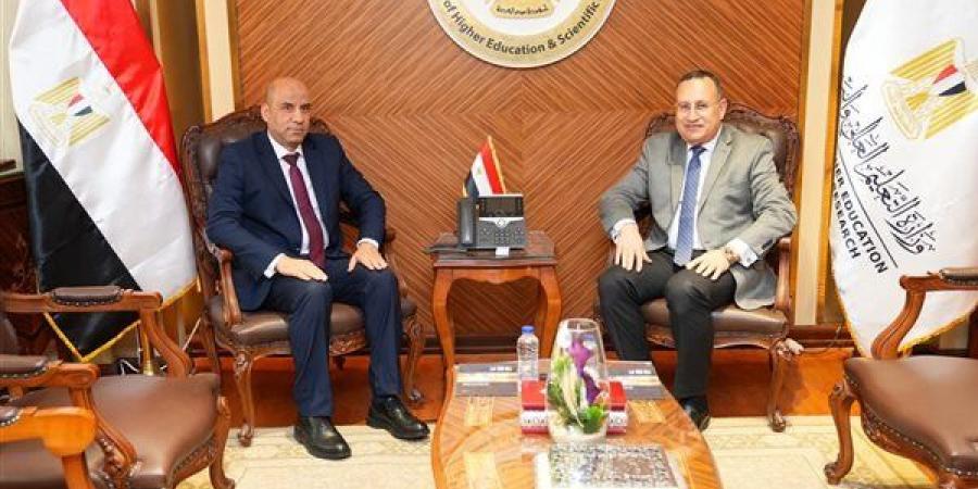 لمواءمة متطلبات سوق العمل.. تطوير البرامج الأكاديمية قي الجامعات