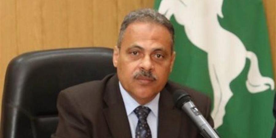 مخالفات إدارية تُطيح بـ 60 موظفًا بالشرقية