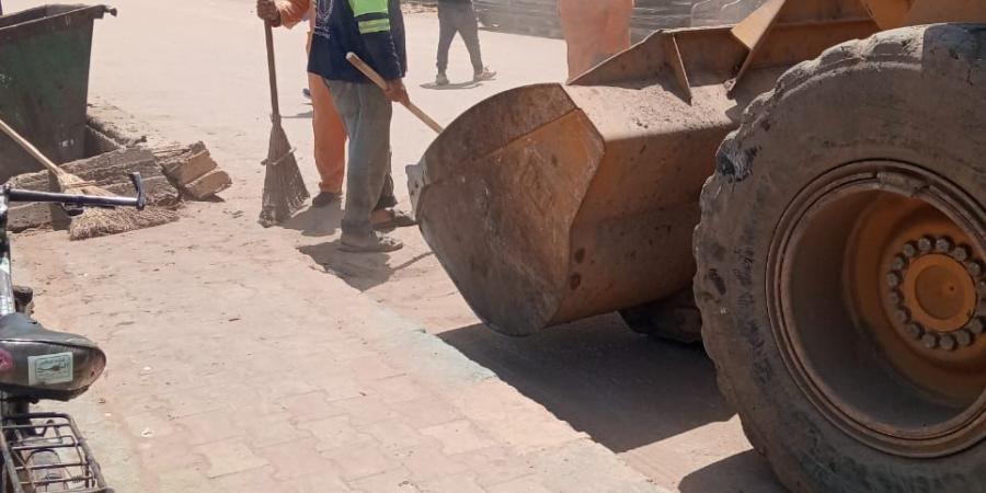 محافظ الدقهلية يتابع رفع كفاءة الحدائق ومنظومة النظافة بميت غمر