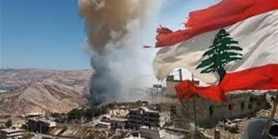 غارات إسرائيلية تستهدف جسرا في جنوب لبنان