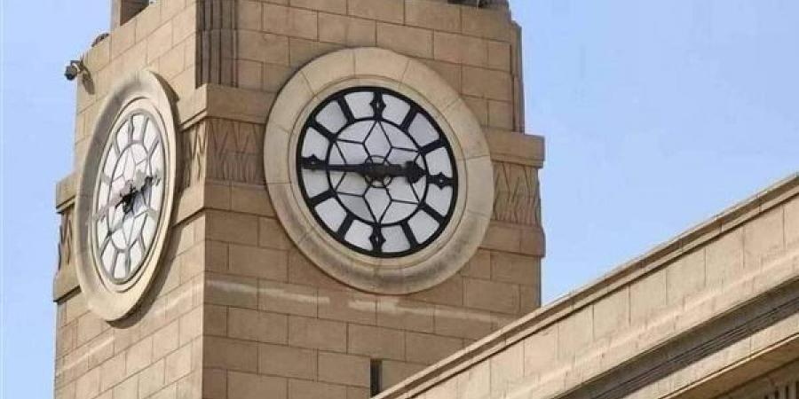 تدشين مكتب الخدمات القنصلية داخل حرم جامعة القاهرة