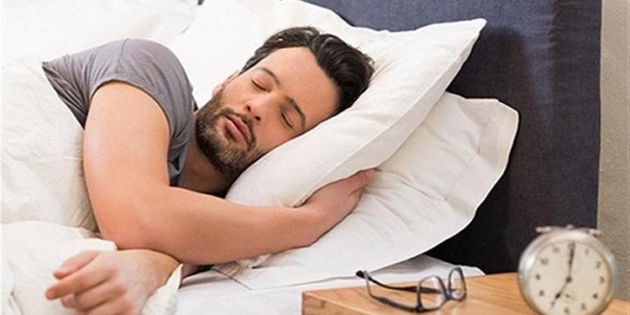 نصائح فعالة للنوم الجيد في الطقس الحار.. خطوات بسيطة لراحة أفضل ليلًا