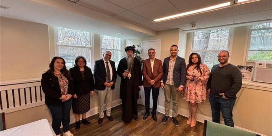 “المصريين بالخارج بأمريكا” يهنئون الأنبا ديفيد بعيد القيامة ويبحثون ندوة توعوية للأسر في يونيو