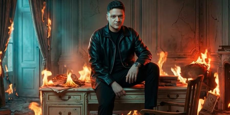 فتحي مصطفى كامل يراهن على نفسه فنيًا بديو غنائي جديد مع الليثي.. فيديو