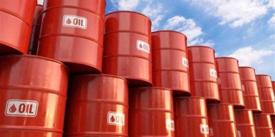 توقعات بانخفاض سعر برميل النفط إلى 60 دولار