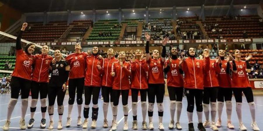 اليوم.. سيدات الأهلي يواجهن ديكارت الإيفواري في بطولة أفريقيا للطائرة