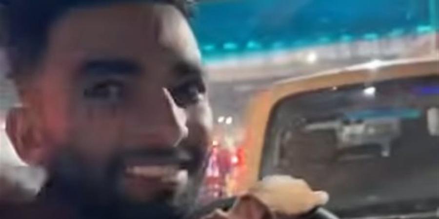 انشروا الإيجابيات.. شاب يوثق التزام سائق بالخط المحدد له (فيديو)