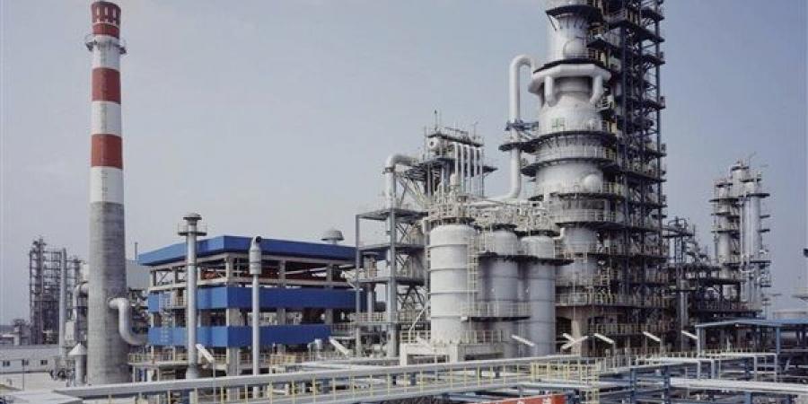 تراجع حاد في أسعار النفط مع انفراجة جيوسياسية في الشرق الأوسط