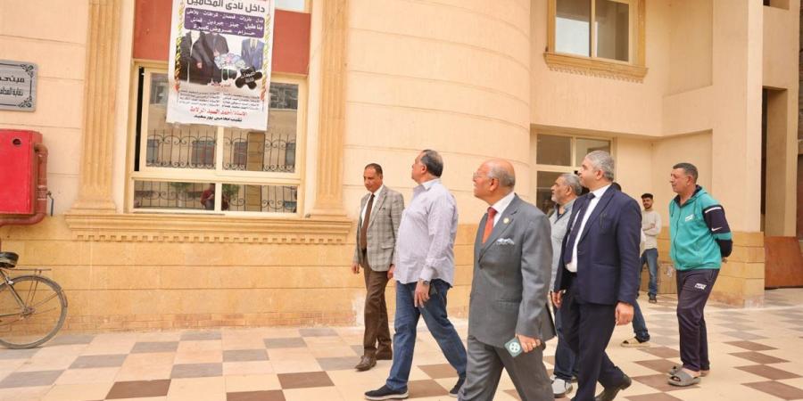 نقيب المحامين يتفقد نادي محامي بورسعيد.. صور