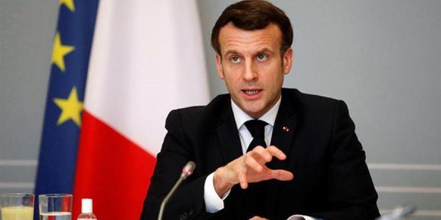ماكرون يتهم حزب الله باستهداف الكتيبة الفرنسية في اليونيفيل