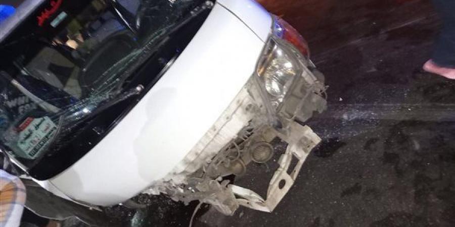 إصابة 7 مواطنين إثر انقلاب سيارة ميكروباص أعلى كوبري الكنج على الطريق الزراعي بالبحيرة