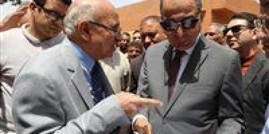 أهالي الكرم يشكرون الرئيس السيسي على "حياة كريمة".. ومواطن : شكراً يا ريس على كل اللي بتقدمه لينا