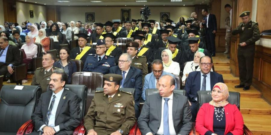نقيب التمريض تشارك في حفل تخريج حاملي الدراسات العليا بالأكاديمية الطبية العسكرية