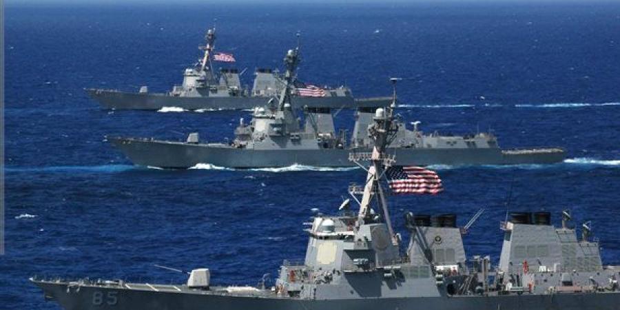 مسئولون أمريكيون: الجيش يستعد لمداهمة ناقلات نفط إيرانية والسيطرة على سفن تجارية