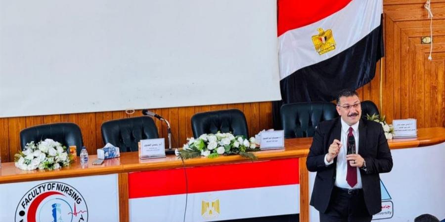 وزير الرياضة يلتقي محافظ الجيزة قبل بدء جولته التفقدية